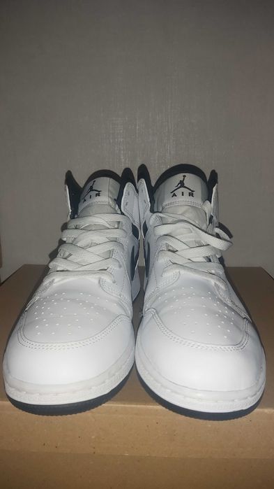 Nike Air Jordan 1 Mid "Reverse Panda" - Номер 40