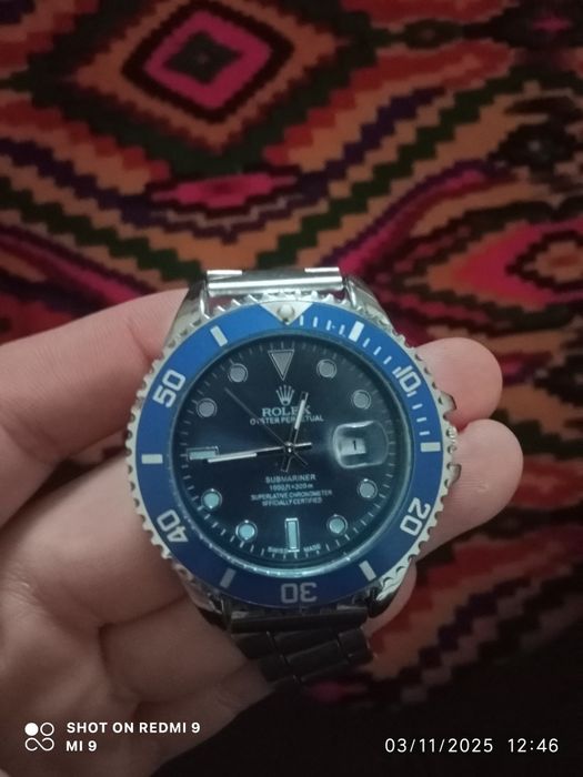 Qoʻl soat     1 yil kafolat deyarli taqilmagan