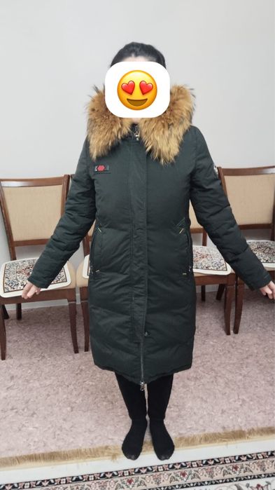 Продам зимний пуховик в идеальном состояний