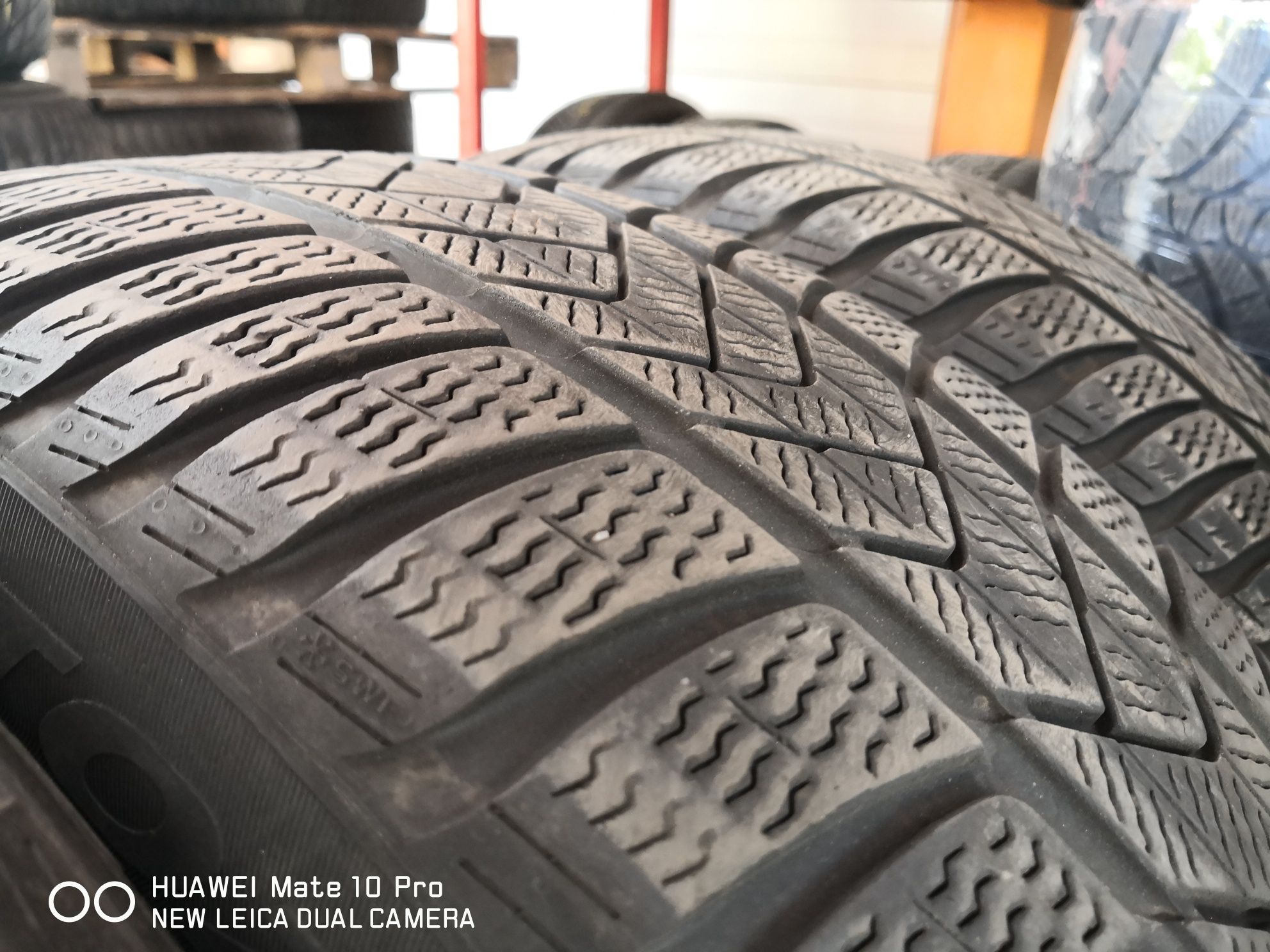 215 65 17 Pirelli гуми като нови дот 22