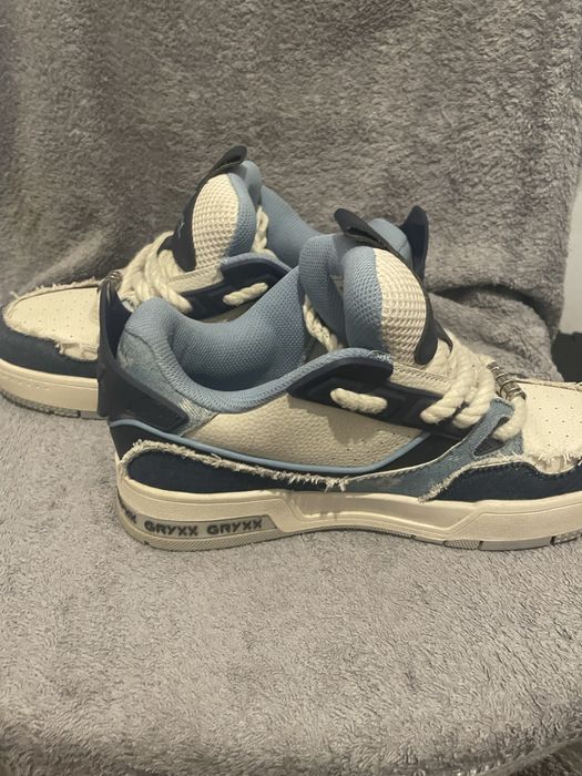 Adidași Gryxx numărul 42 pentru bărbați