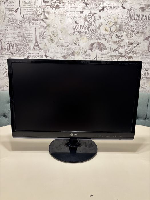 LG 23 inch Full HD - Tv si monitor.