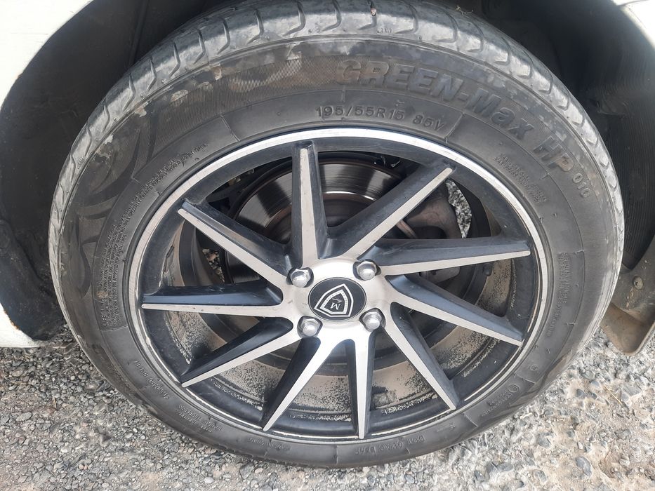 Продам 4 балона с дисками бу хорошем состоянии