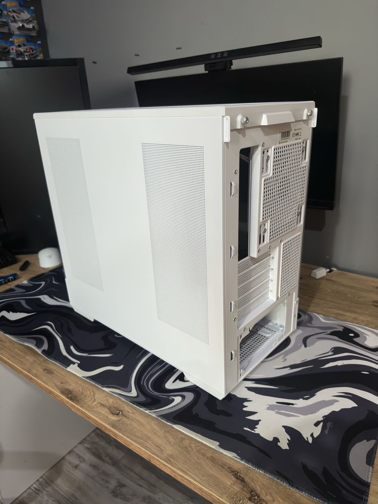 Компютърна кутия Zalman p30 white