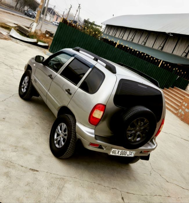 Niva Chevrolet Sotiladi