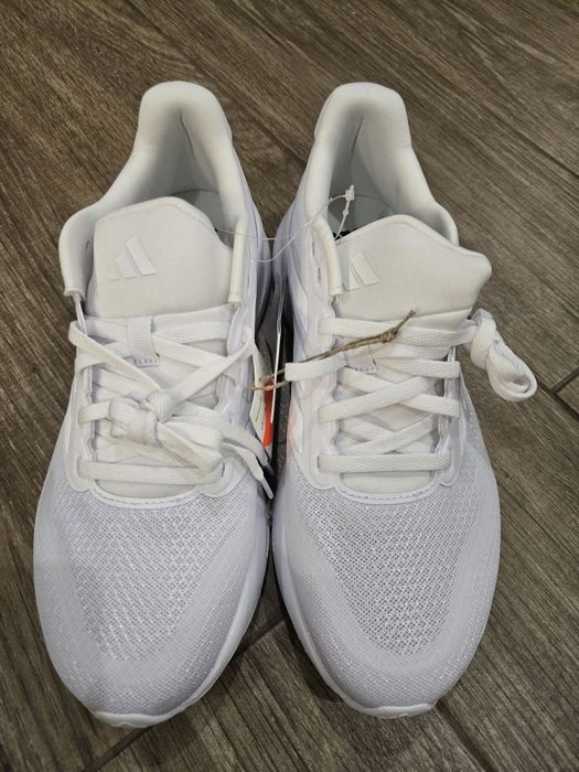 Маратонки  Adidas