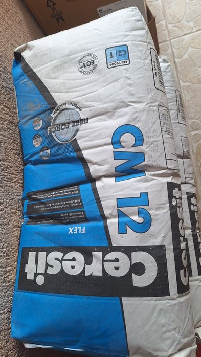 Saci Ceresit CM 12