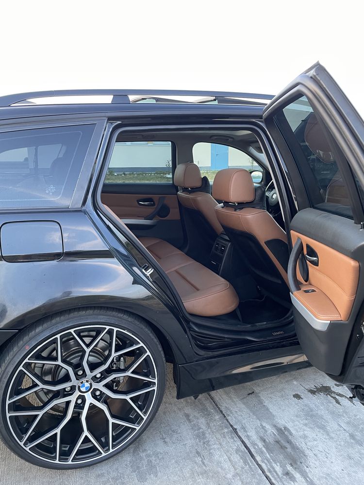 BMW 320d E91 2006