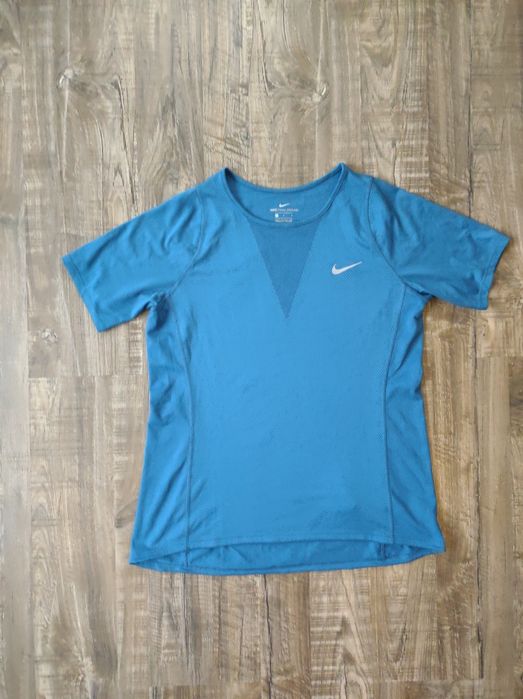 Дамска тениска Nike размер L
