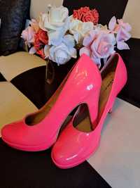 Tamaris розови обувки
