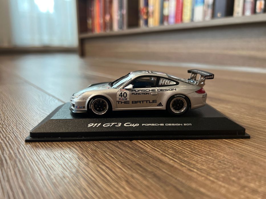 Porsche 911 GT3 Cup Porsche Design 2011 1:43 Minichamps