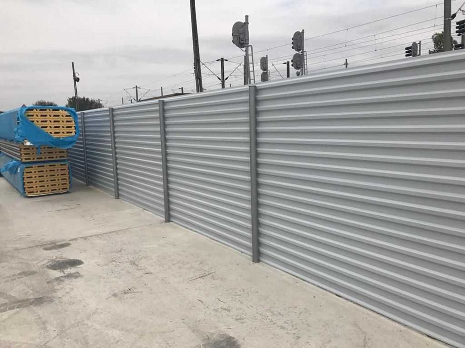 Garduri din sipca metalica, panou tip jaluzele, tabla, plasa si BCA