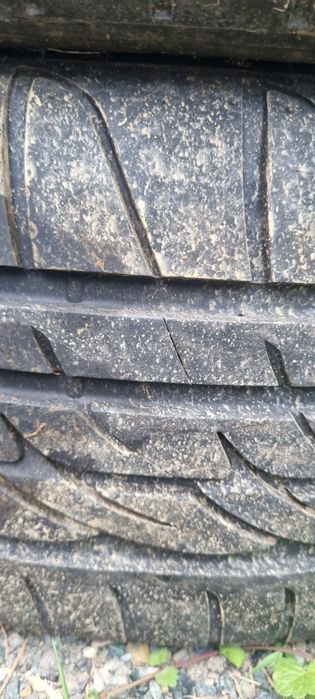 Vând 5 buc cauciucuri