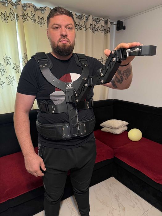 Sistem de sustinere gimbal cu vesta DigitalFoto , sarcina 2-8 kg