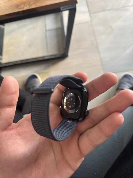 iWatch 10 42mm 64GB ideal