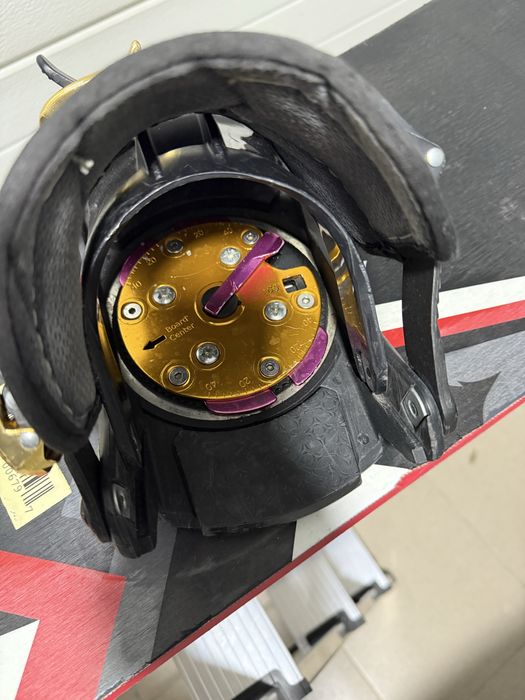 Vand echipament snowboard placa si bots