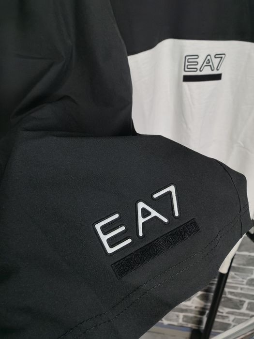 Emporio Armani летен екип