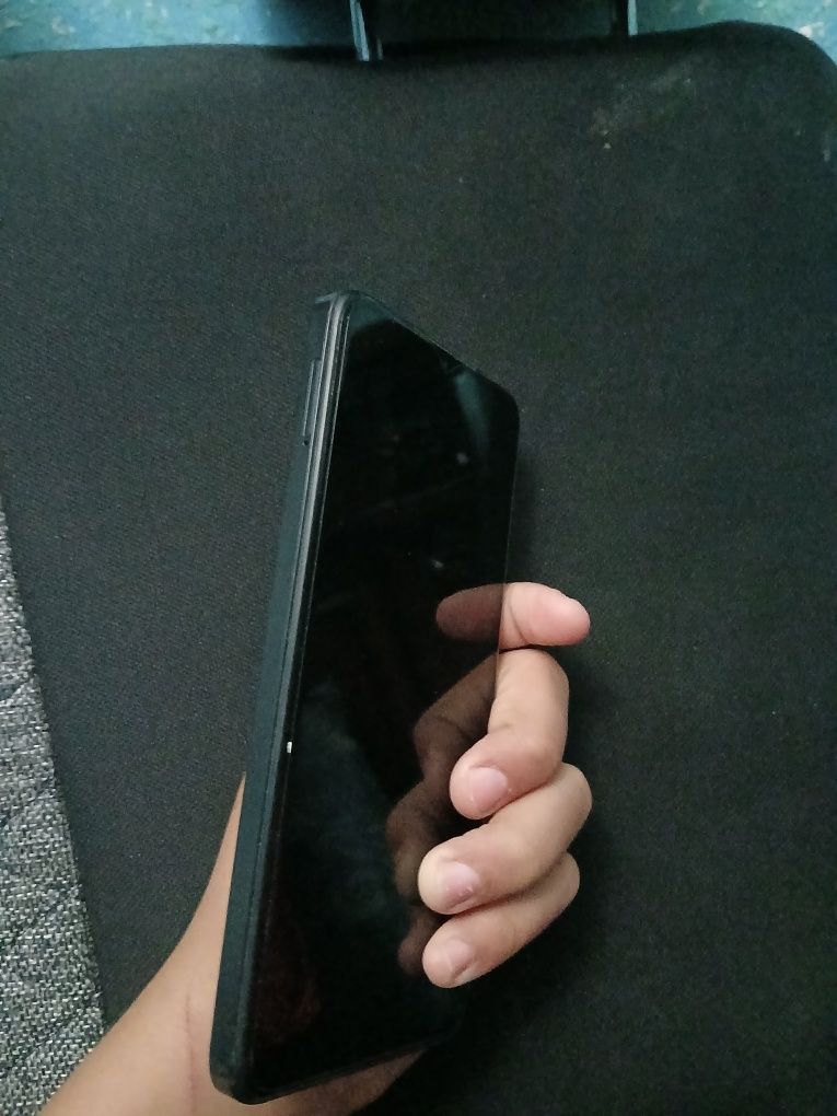 Infinix HOT 30i  holati:IDEAL