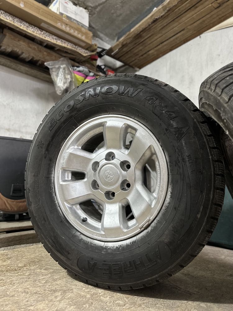 Зимняя резина с дисками 265/70/r16