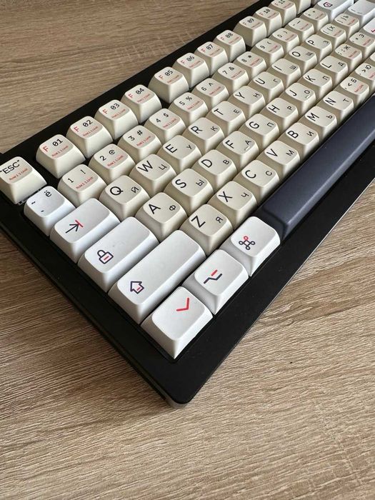 Механическая клавиатура Monsgeek M1 беспроводная