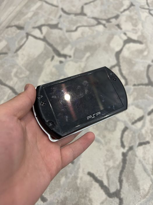 Psp go 16гб 30игр псп го
