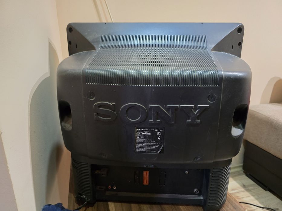 Продавам Телевизор Сони