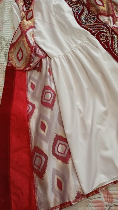 Келин сарполик кийим