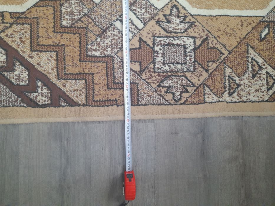 Запазени употребявани килими и пътеки