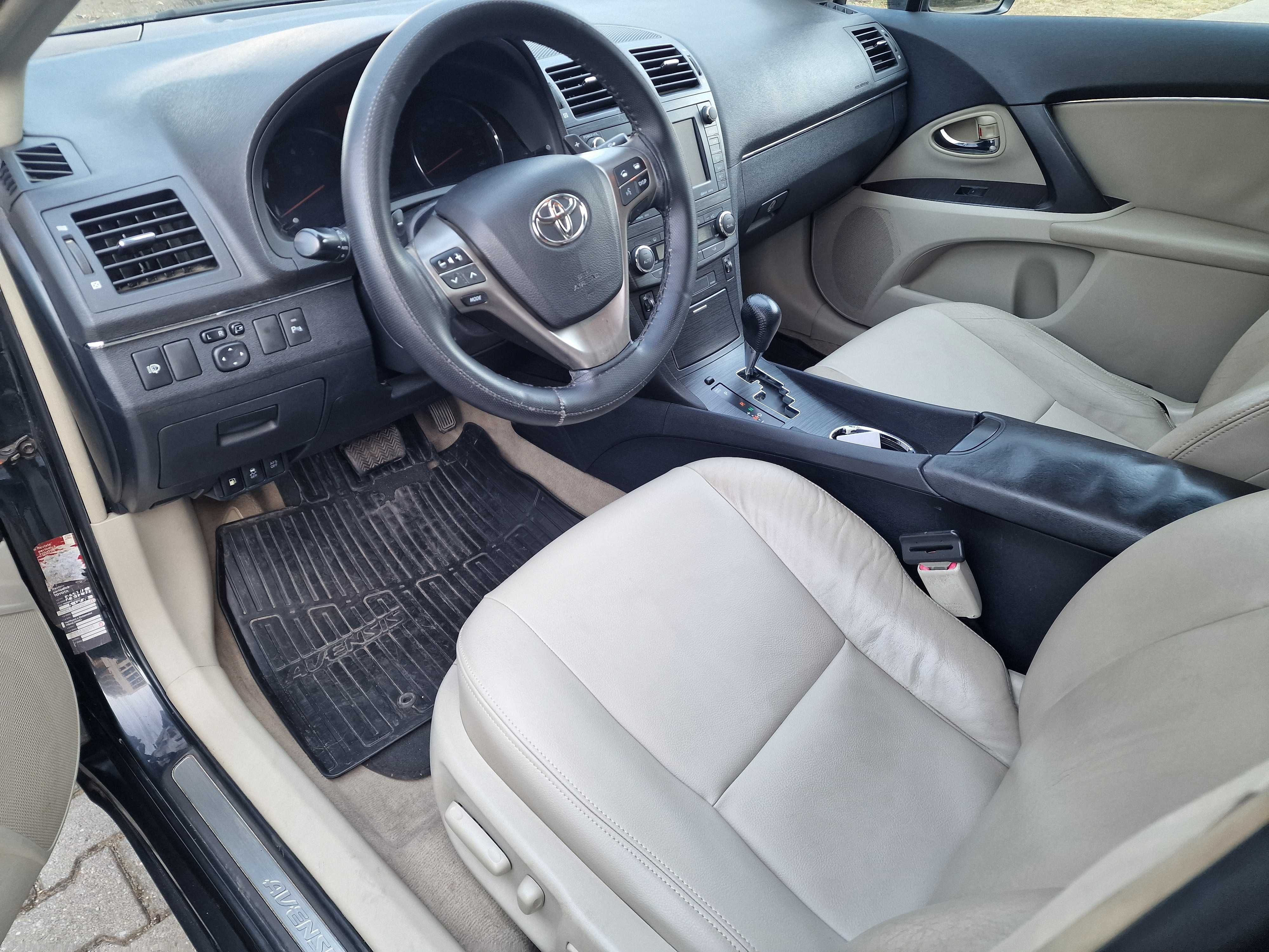 TOYOTA AVENSIS 2.0  Benzina Automatic