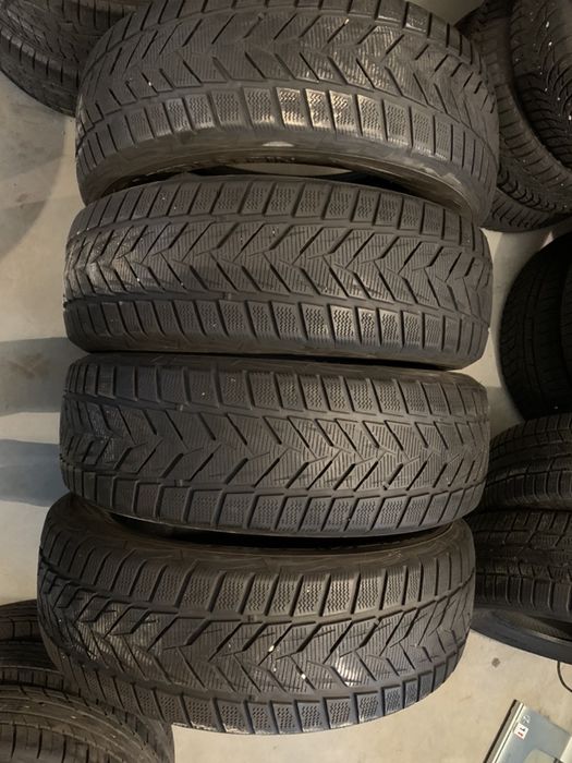 anv M+S 225/60/18 Pirelli/Vredestein