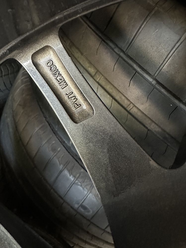 jante tesla model 3 5x114.3 anvelope 235 45 18 michelin