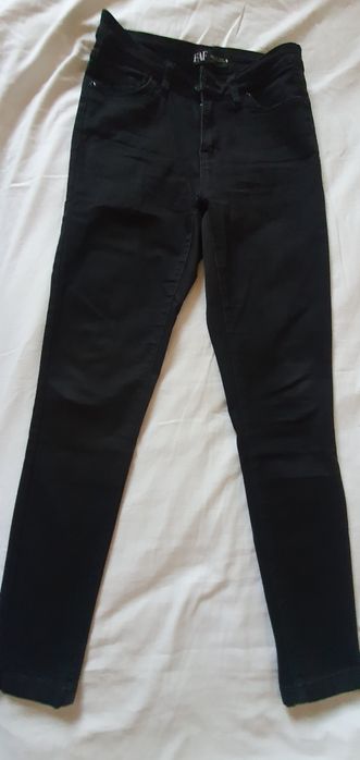 Джинсы женские, привезли из Америки  Турции  качество отличное  .