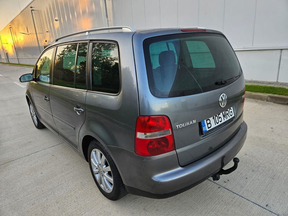 Vând Vw Touran 1.9 TDI 105 cp