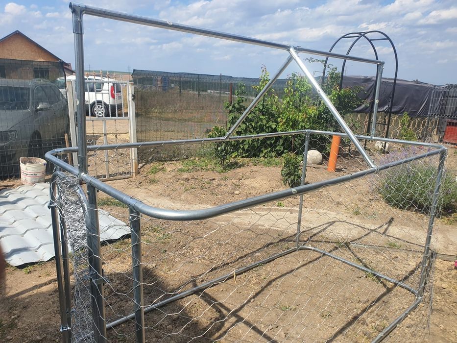 Padoc pentru câine