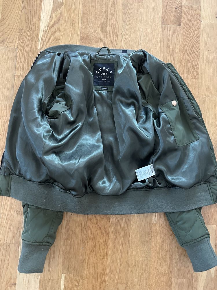 Късо преходно яке Superdry