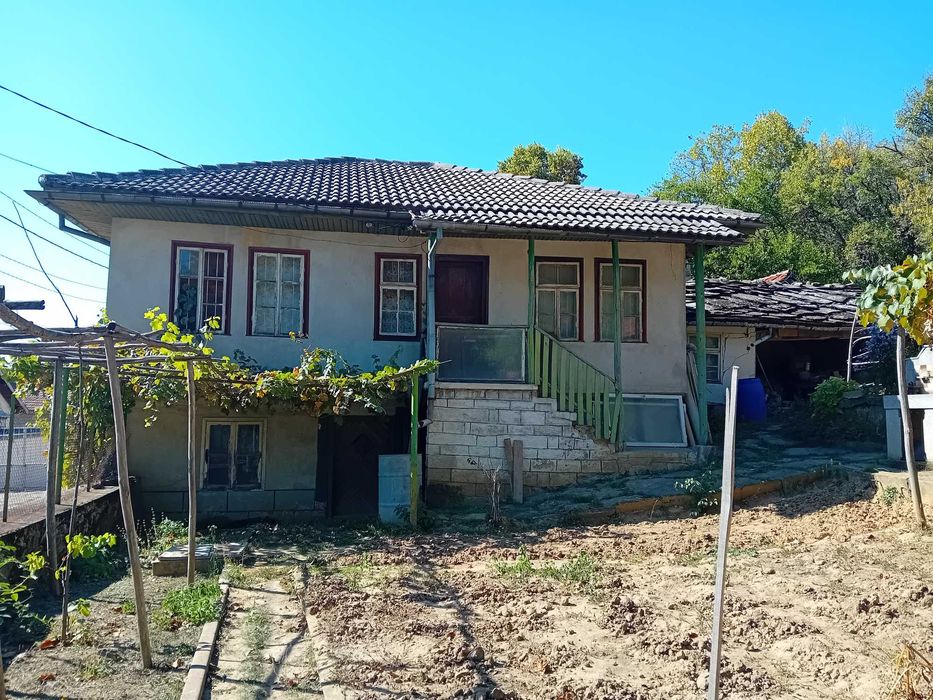 Продавам къща в с. Копчелии
