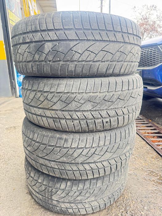Шина на авто 235/55/18