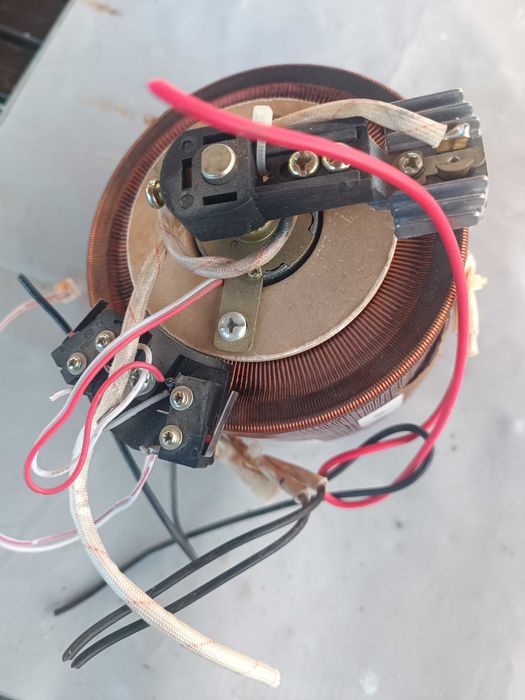 Transformator taroidal ,pentru stabilizator 500w,Cu motor