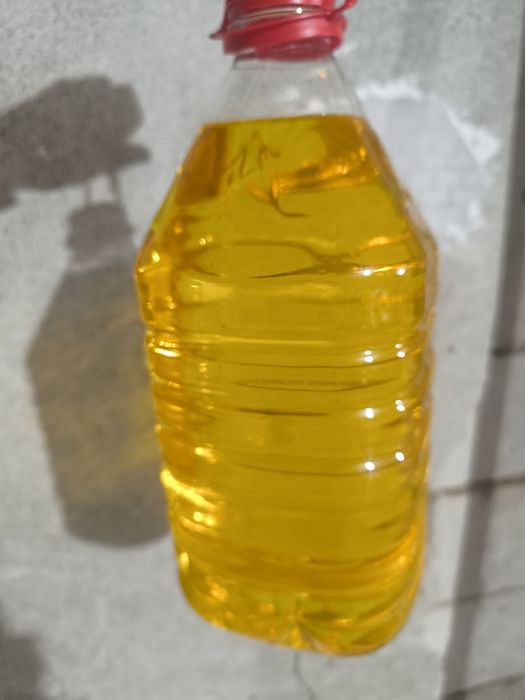 Vând ulei de floare