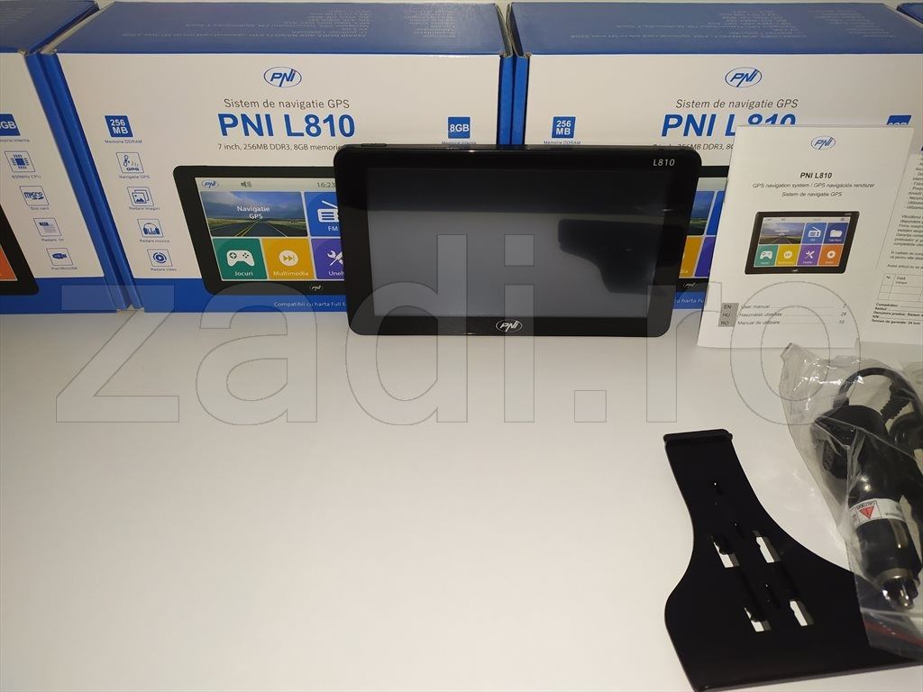 Sistem GPS PNI L810 full europa - gata de drum, auto camion