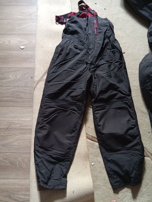 Vând costum pescuit Norfin Extreme 5 nou fără eticheta