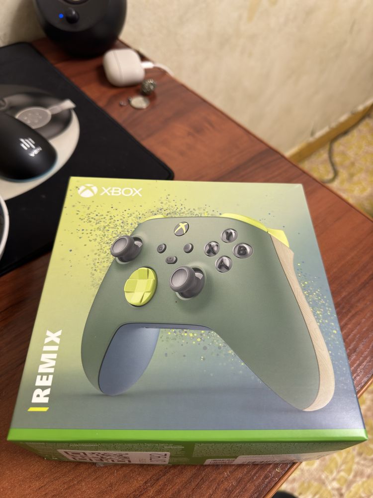 Беспроводной геймпмад Microsoft Xbox Series X S Remix Special Edition