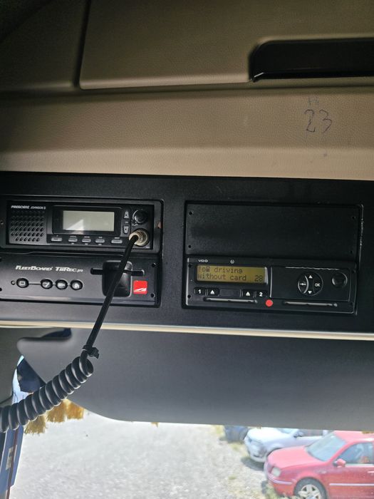 Vând Mercedes actros mp4 1845 e 6 standard!!!