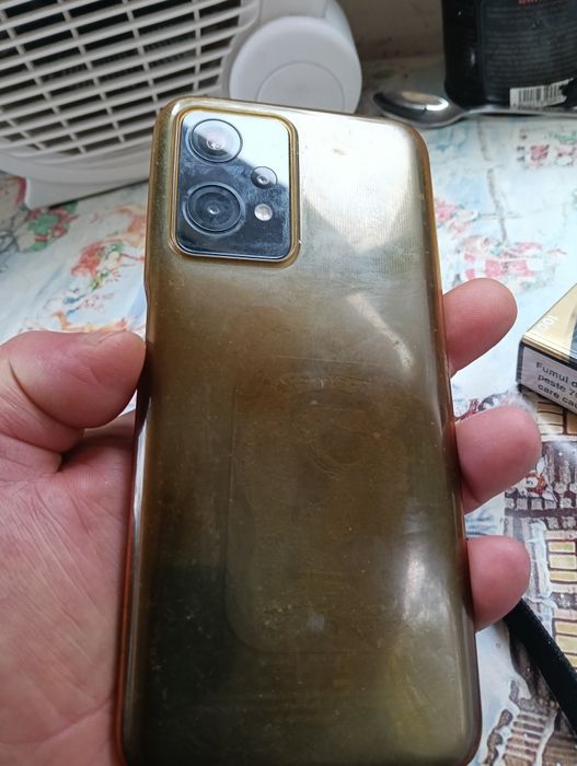 Se vinde One Plus 5G