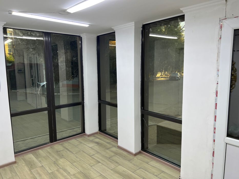 Кабинеты и торговые помещения в центре Жезказгана