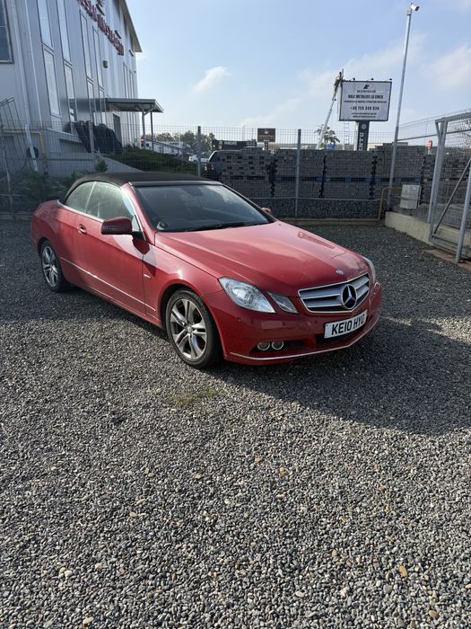 Mercedes  E 350 - fara motor