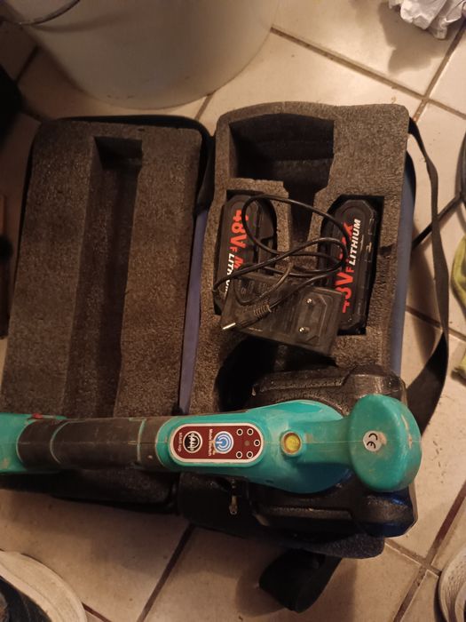 Виброчук за плочки