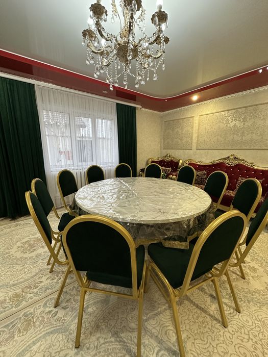 Продам стол стуля гелевый дастархан все в комплекте