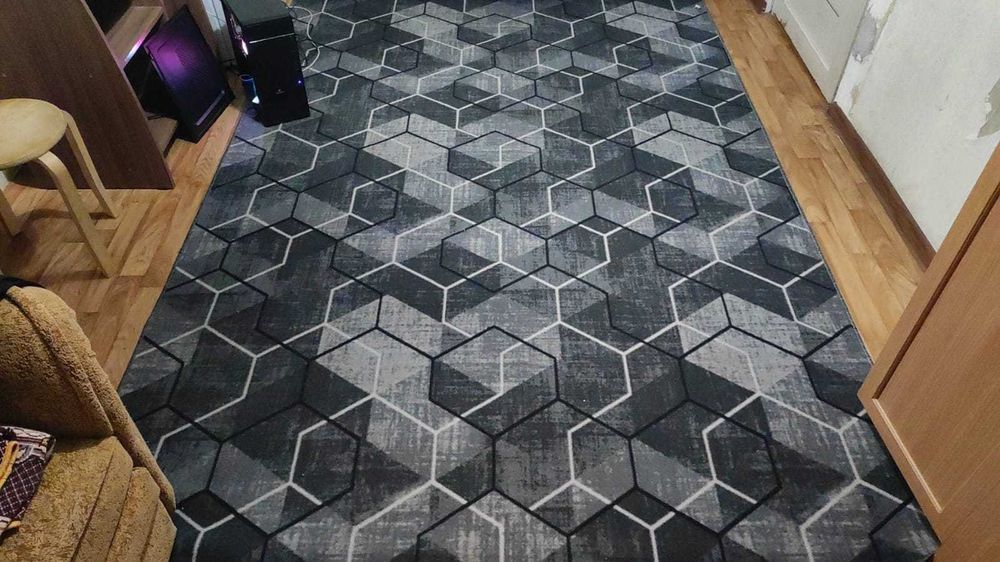 Ковер в отличном состоянии 2х3 м