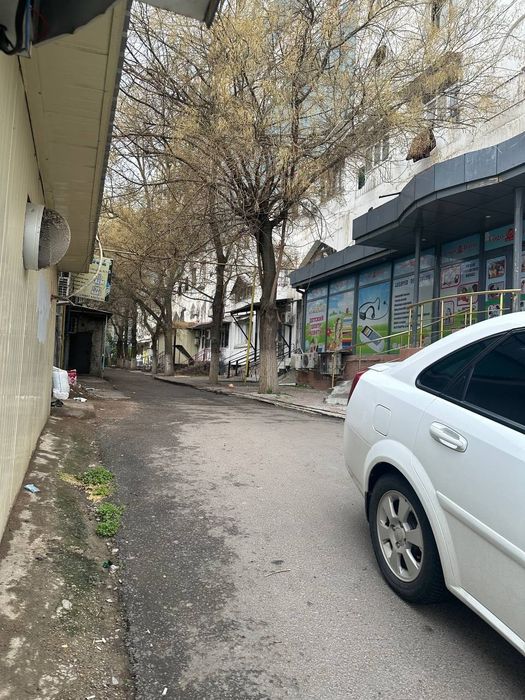 СРОЧНО!!! Продается Юнусобод-13 КВ Ахмад Дониш 3/1/9 Под офис 2-линия